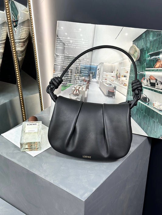 Loewe Women’s Leather Shoulder Bag – Chic & Versatile | Luxury Everyday Handbag