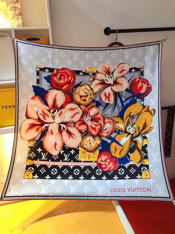 New Louis Vuitton Women’s Silk Scarf – Luxury Designer Accessory