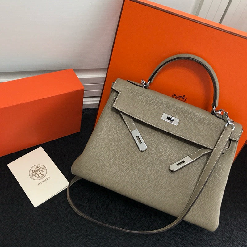 Elegant Hermès Women’s Leather Shoulder Bag – Timeless Luxury & Style | Designer Handbag